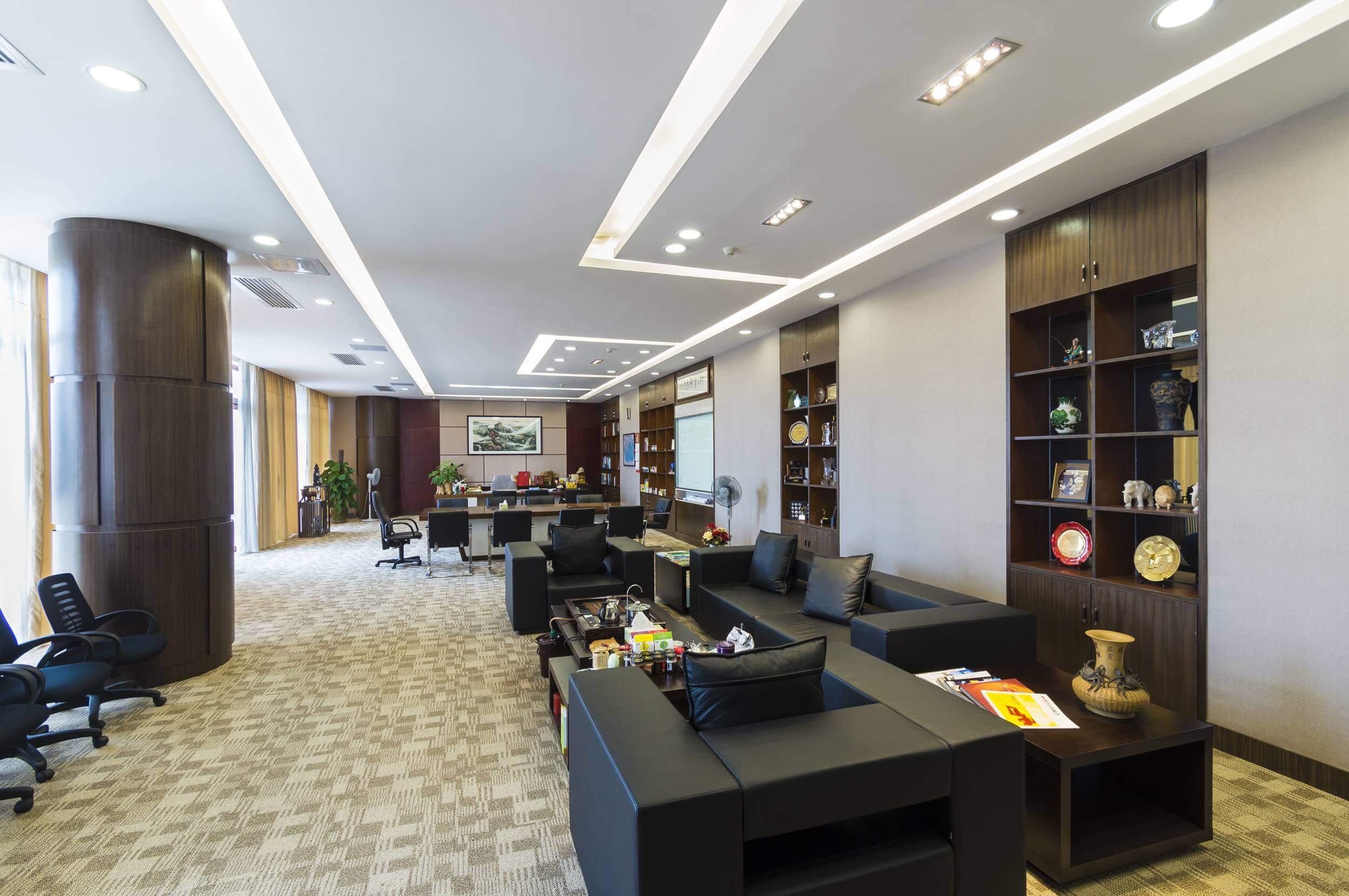 星河生物科技董事長(zhǎng)室