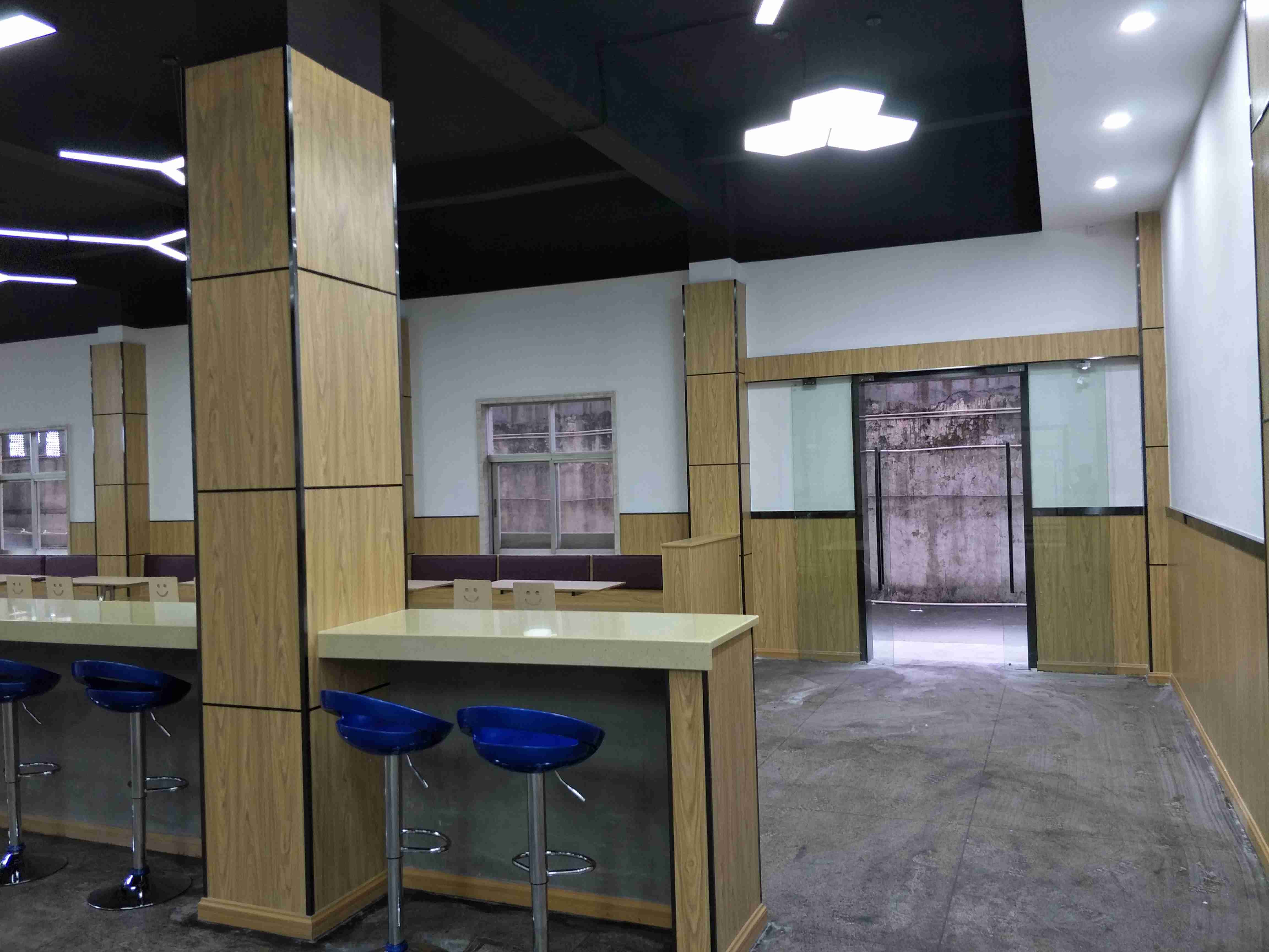 茂迅實(shí)業(yè)食堂裝修工程