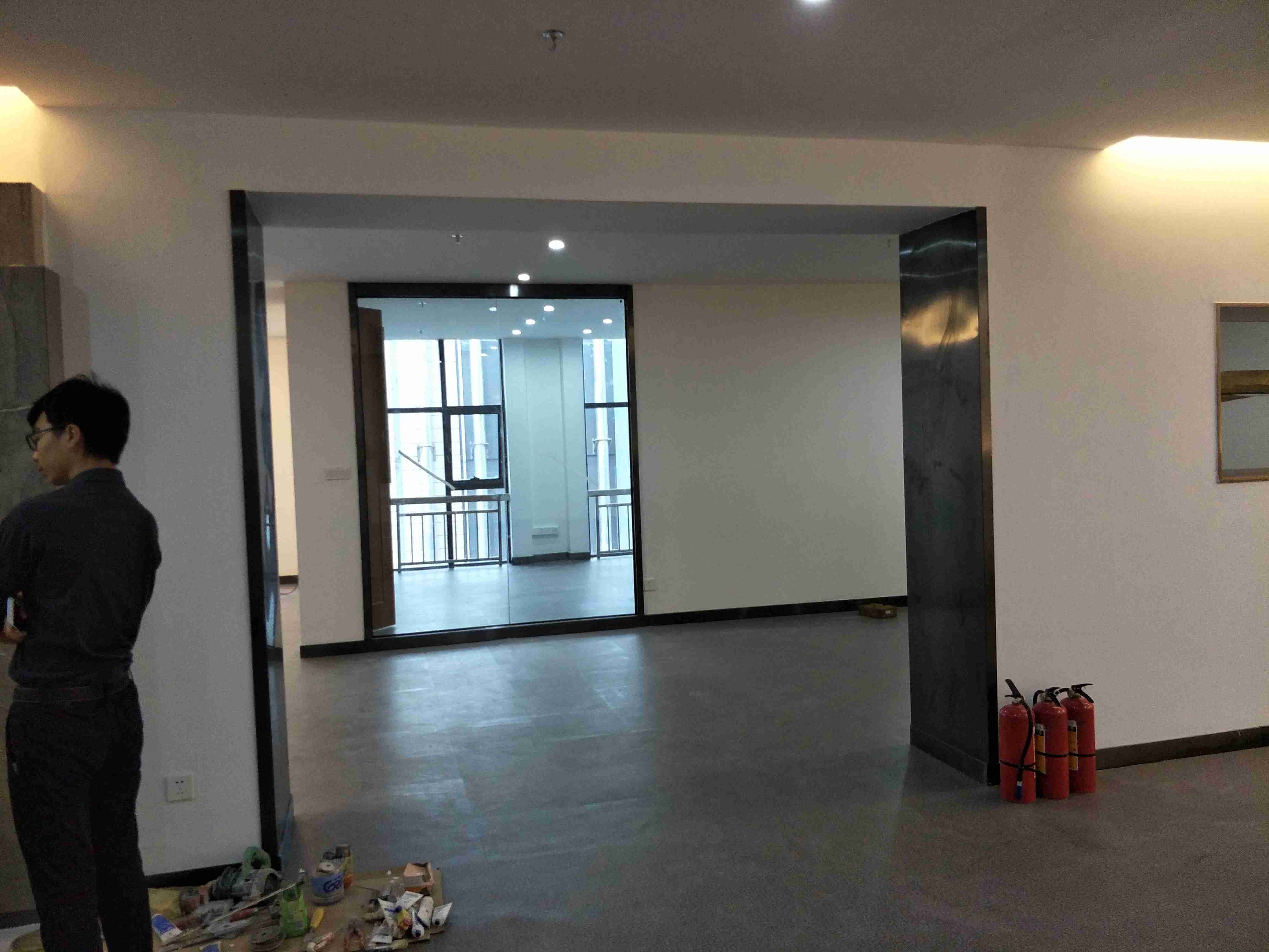 砼創(chuàng)高科辦公室裝修工程